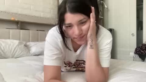 Snapshot of suzyishellawet chatting on 11, 2, 2026 Suzy online show from 11, 2, 2026