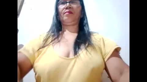 suzzie_hot online show from 17, 1, 2025