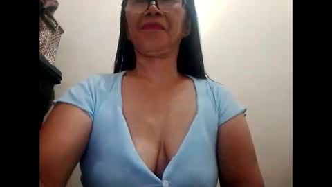 suzzie_hot online show from 10, 2, 2025