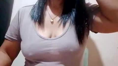 suzzie_hot online show from 22, 12, 2025