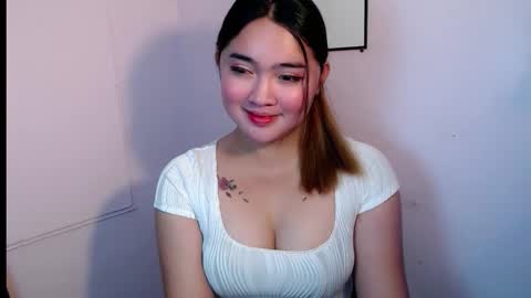 Snapshot of swallow_cummersx chatting on 9, 10, 2025 Jasmine online show from 9, 10, 2025