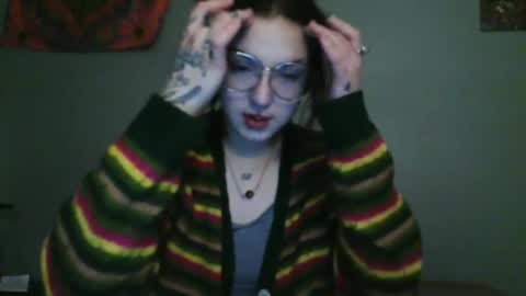 Snapshot of swanncrazi chatting on 17, 9, 2025 Swann online show from 17, 9, 2025