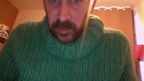 Snapshot of sweaterboy666 chatting on 6, 2, 2025 sweaterboy666 online show from 6, 2, 2025