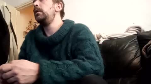 Snapshot of sweaterboy666 chatting on 17, 2, 2026 sweaterboy666 online show from 17, 2, 2026