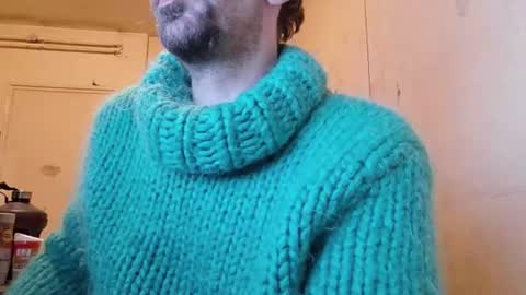 Snapshot of sweaterboy666 chatting on 15, 7, 2026 sweaterboy666 online show from 15, 7, 2026