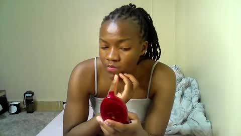 Snapshot of swee_leilah chatting on 10, 9, 2025 Call me Sheila online show from 10, 9, 2025