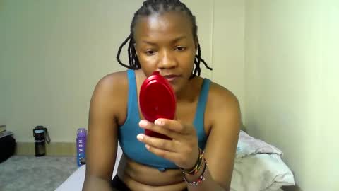 Snapshot of swee_leilah chatting on 13, 9, 2025 Call me Sheila online show from 13, 9, 2025