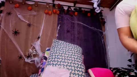 Debora  online show from 24, 10, 2025