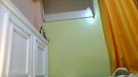 sweet52537 online show from 12, 3, 2026