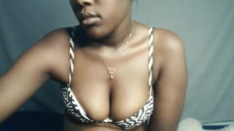 sweet69berry online show from 14, 12, 2025