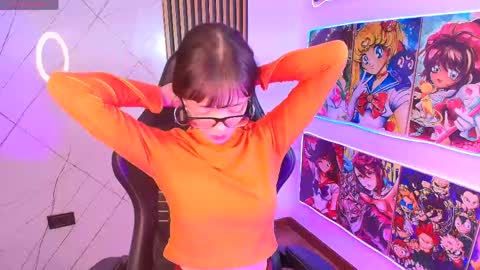 Snapshot of sweet_1angel chatting on 21, 5, 2026 Sweet 1Angel online show from 21, 5, 2026