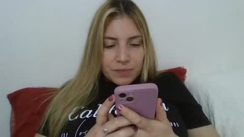 Snapshot of sweet__alana chatting on 14, 10, 2025 Sweet alana online show from 14, 10, 2025