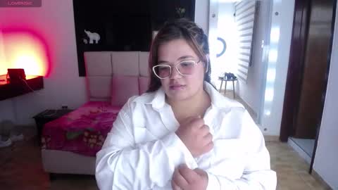 sweet__cat__ online show from 25, 3, 2026
