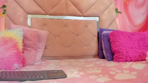 sweet__luna__ online show from 15, 7, 2026