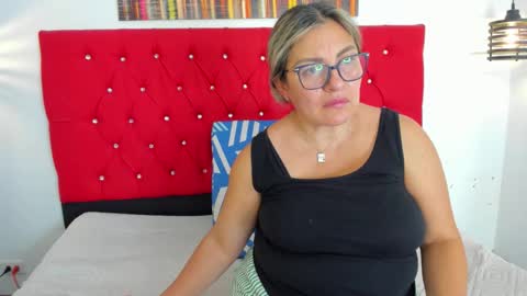 Snapshot of sweet__mature chatting on 18, 12, 2025 Carolina online show from 18, 12, 2025
