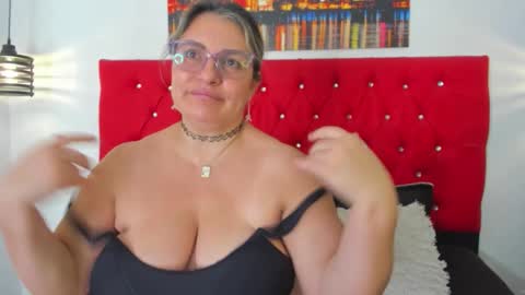 Snapshot of sweet__mature chatting on 19, 3, 2026 Carolina online show from 19, 3, 2026
