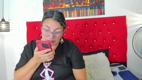 Snapshot of sweet__mature chatting on 6, 4, 2026 Carolina online show from 6, 4, 2026
