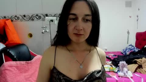 Snapshot of sweet__suck69bitch chatting on 5, 6, 2026 sweet__suck69bitch online show from 5, 6, 2026
