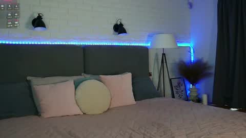 Snapshot of sweet__vikki chatting on 15, 6, 2026 sweet__vikki online show from 15, 6, 2026