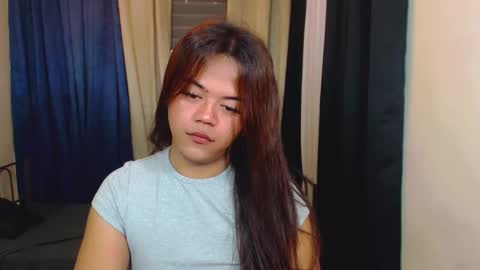 Snapshot of sweet_ahrii chatting on 16, 2, 2025 CLEO online show from 16, 2, 2025