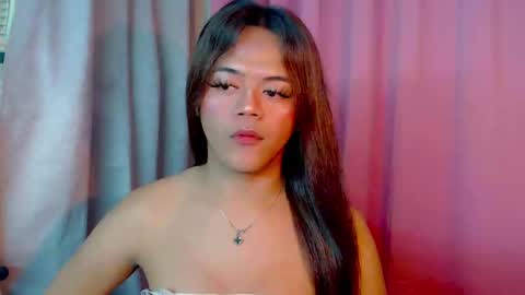 Snapshot of sweet_ahrii chatting on 23, 2, 2025 CLEO online show from 23, 2, 2025