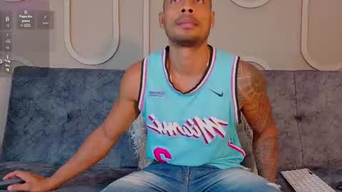 Snapshot of sweet_alessandro1 chatting on 5, 7, 2026 alessandre online show from 5, 7, 2026
