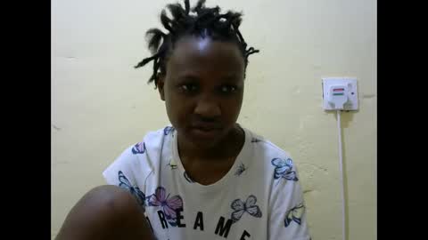 Snapshot of sweet_amor254 chatting on 31, 10, 2025 Silvia online show from 31, 10, 2025