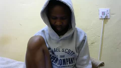 Snapshot of sweet_amor254 chatting on 2, 12, 2025 Silvia online show from 2, 12, 2025