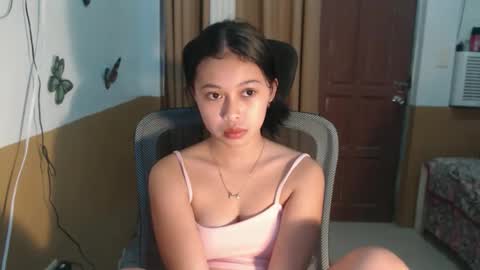 Snapshot of sweet_angela0701 chatting on 12, 9, 2025 sweet_angela0701 online show from 12, 9, 2025