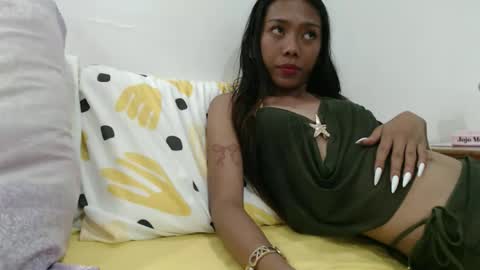 Snapshot of sweet_angelagold chatting on 13, 3, 2026 Angela Gold online show from 13, 3, 2026