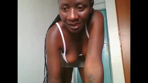 Snapshot of sweet_blackberry93 chatting on 31, 12, 2024 bella online show from 31, 12, 2024