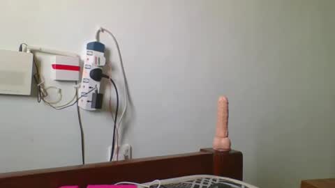 Snapshot of sweet_blackberry93 chatting on 4, 1, 2025 bella online show from 4, 1, 2025