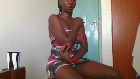 Snapshot of sweet_blackberry93 chatting on 4, 1, 2025 bella online show from 4, 1, 2025