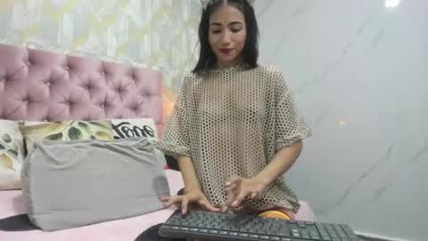 sweet_candy_sex1 online show from 5, 11, 2025