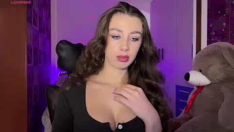 Sweet Cherry online show from 30, 11, 2025