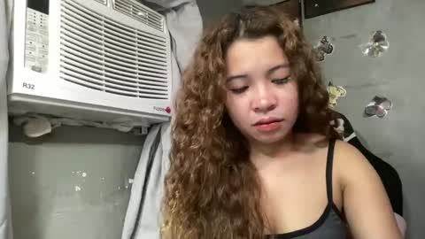 Snapshot of sweet_daisy04 chatting on 7, 6, 2026 Daisy online show from 7, 6, 2026