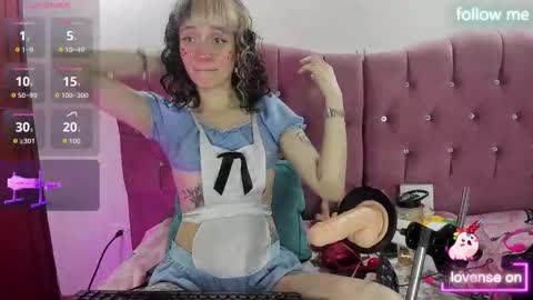  emmili  online show from 15, 10, 2025