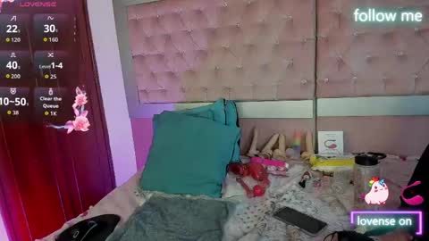  emmili  online show from 20, 4, 2026