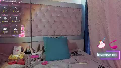  emmili  online show from 20, 7, 2026