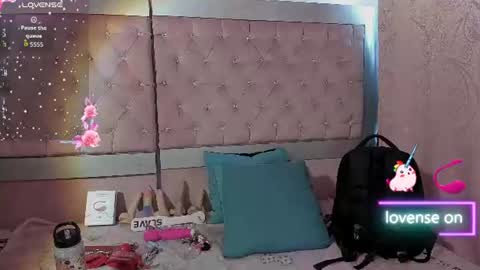  emmili  online show from 21, 7, 2026