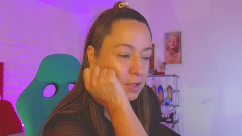 Sweet Evans online show from 4, 10, 2025