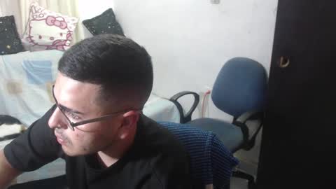 sweet_fantasy_couple online show from 20, 2, 2025