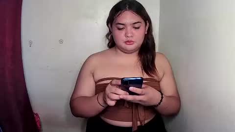 sweet_frex123 online show from 23, 11, 2025