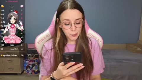 Snapshot of sweet_frosty chatting on 25, 12, 2024 Alice online show from 25, 12, 2024