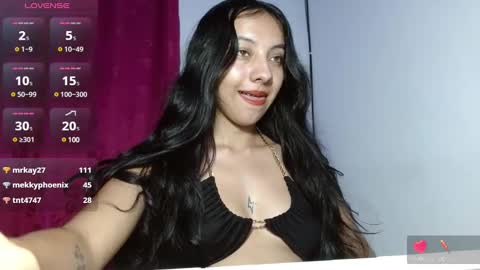 Snapshot of sweet_isaa chatting on 7, 2, 2025 Hello welcome to my room - follow me please online show from 7, 2, 2025