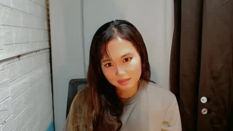 Snapshot of sweet_laika chatting on 15, 12, 2024 LAIKA online show from 15, 12, 2024