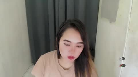 Snapshot of sweet_laika chatting on 18, 12, 2024 LAIKA online show from 18, 12, 2024