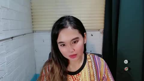 Snapshot of sweet_laika chatting on 5, 1, 2025 LAIKA online show from 5, 1, 2025