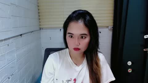 Snapshot of sweet_laika chatting on 24, 1, 2025 LAIKA online show from 24, 1, 2025