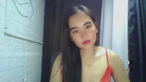 Snapshot of sweet_laika chatting on 12, 9, 2025 LAIKA online show from 12, 9, 2025